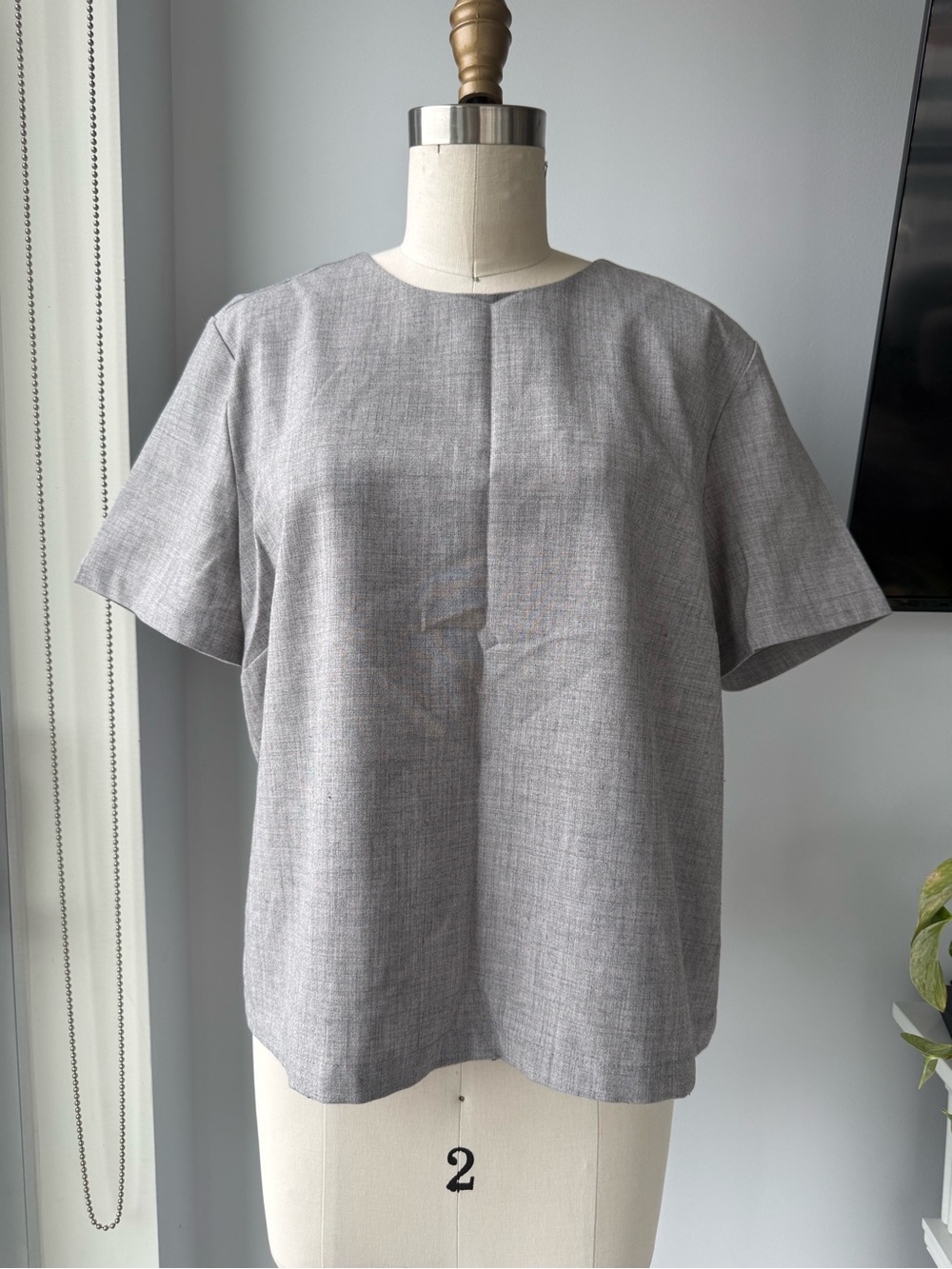 Forever 21 Light Gray Short-Sleeve Shirt